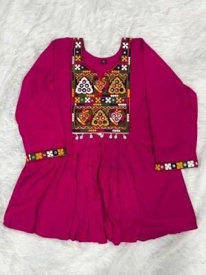 AI Fashion Gamthi Rayon Short Top with Traditional Lace Work kurtis catalogs