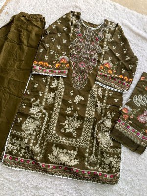 Aaliya Embroidery Collection Vol. 31 Ready-made 3-Piece Cotton Suit Size wise Combo Set