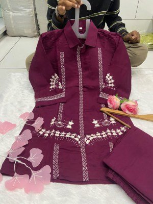 Aamavi Cross Roman Silk Ethnic Co ord Set with Cotton Lining Wholesale Amavi