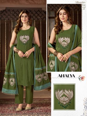 Ahalya Mal Chanderi Embroidery and Handwork Combo Set 