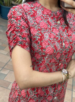 Amavi present Design no 23206 red floral printed kurti catalogue at wholesale price kurtis catalogs