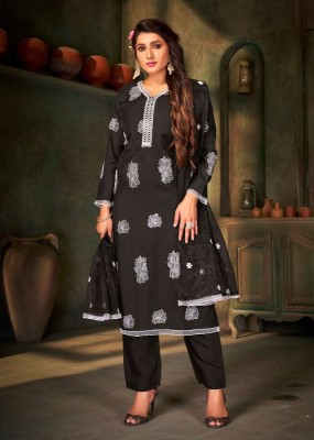 Banwery Peri Peri Heavy Russian silk 3pice Readymade Suits catalogue wholesale  kurtis catalogs