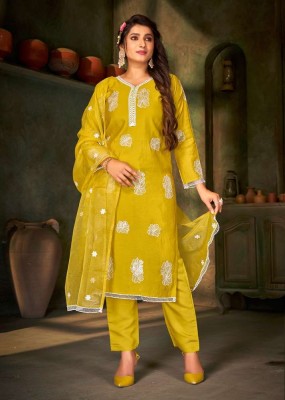 Banwery Peri Peri Heavy Russian silk 3pice Readymade Suits catalogue wholesale  kurtis catalogs