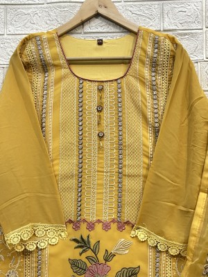 D No Z215 by Zarqash georgette embroidered readymade Pakistani suit catalogue at affordable rate pakistani suit catalogs