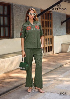 Elegant and comfortable, the Mittoo Daizy Vol 2 Kurti Set is crafted in soft viscose crepe with beautiful thread and handwork detailing—perfect for da co ord set catalogs