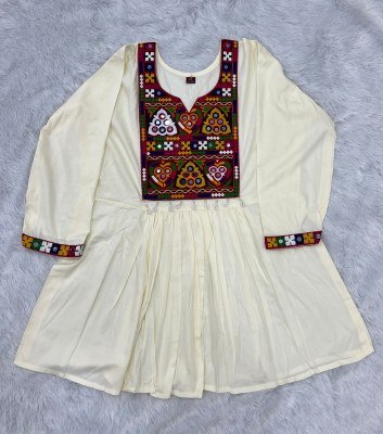 Gamthi Utsav Heavy Rayon Short Length Festival Top with Gamthi & Kodi Lace kurtis catalogs