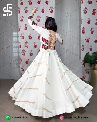 Glamorous Navratri Rayon Lehenga Choli with Original Mirror Gamthi And Sequins Lace Work Wholesale lehenga choli