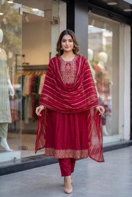 Monalisa Vol 1 Berlin Silk Kurti Pant Set with Naznin Foil Lace Dupatta  M   5XL  readymade suit catalogs