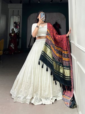 Unique lehenga Design in  Paper Mirror Work Buy Single  Single
