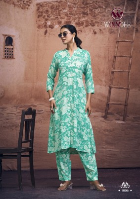 Woodee by Shakira Premium Heavy reyon printed two side pocket kurti with pant at affordable rate kurtis catalogs
