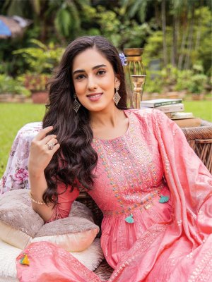 heritage collection by zoya premium chanderi silk flared kurti pant with dupatta at wholesale rate kurtis catalogs