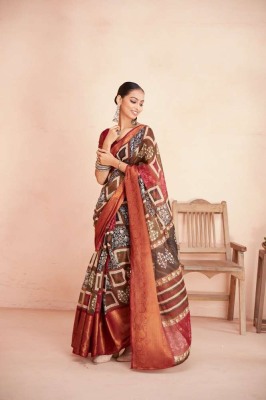 sr presents Meera Queen Chanderi Jequard Border designer saree catalogue wholesaler  sarees catalogs