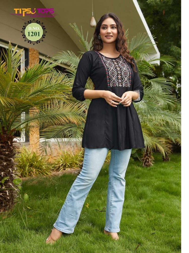 fcity.in - Stylish Latest Party Wear Western Kurti For Womens High Quality
